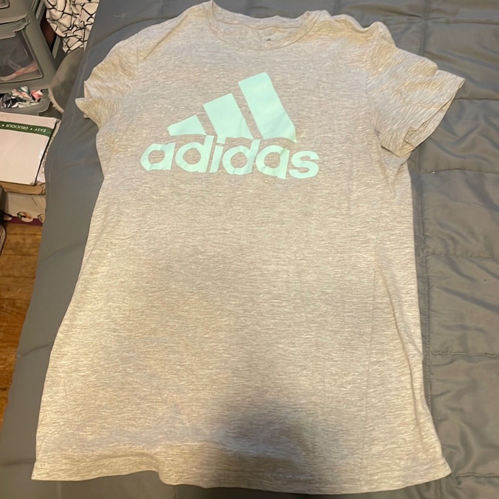 Adidas t-shirt